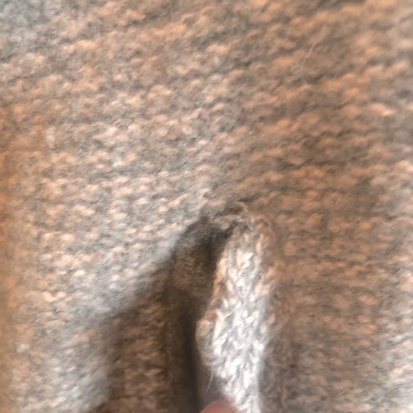 Aritzia TNA wool zip front sweater Grey - Picture 10 of 16